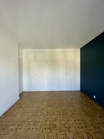 Location Appartement 4 pièces 99m² NICE 06000 - Photo 4