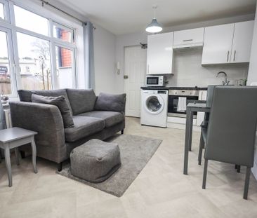 359A Charminster Road, Bournemouth, BH8 - Photo 6