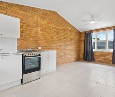 Private One-Bedroom Flat on the Ashgrove/Newmarket Border – Walk to... - Photo 4