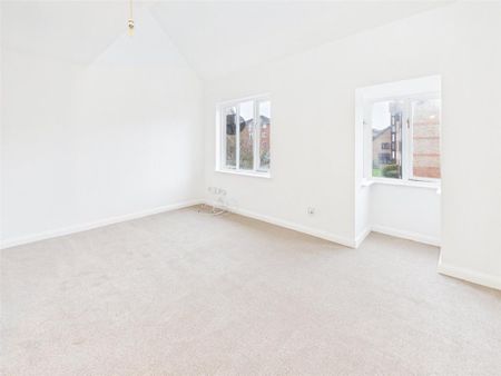 2 bedroom maisonette to rent - Photo 2