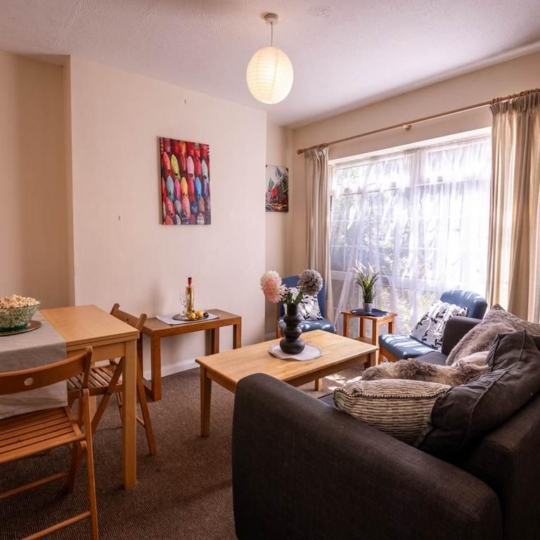 4 bedroom house to rent - Photo 1