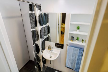 Two Bedroom Apartment Bronze - Photo 5