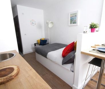 Studio to rent - Photo 6