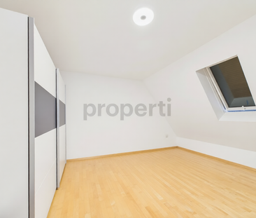Renovierte 4.5-Zimmer Maisonette in historischem Bauernhaus mit Bal... - Foto 3