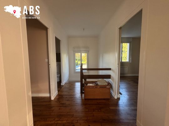 Location Maison 6 pièces 137m² - Photo 1