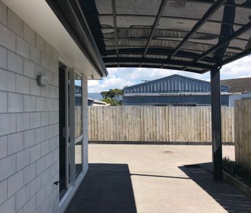 Smart & Suave on Station! - Photo 1