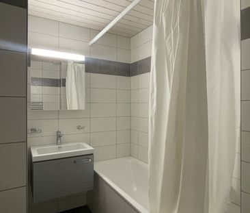 St-Imier, bel appartement de 3 pièces avec cuisine agencée - Photo 4