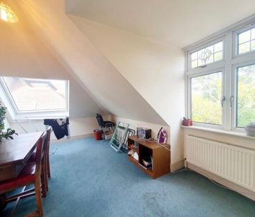 Room in a Shared House, Powys Lane, N14 - Photo 3