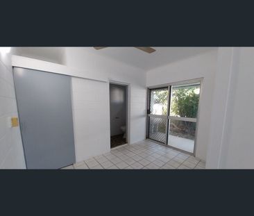 4/59 Albury Street, Pimlico, Qld 4812 - Photo 3