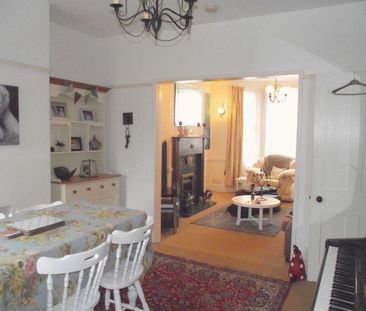 3 bedroom terraced house to rent - Photo 3