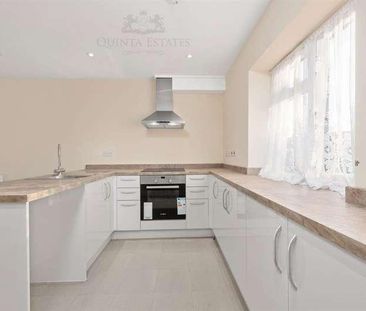 Flat B, - Ongar Road, Brentwood, CM15 - Photo 5