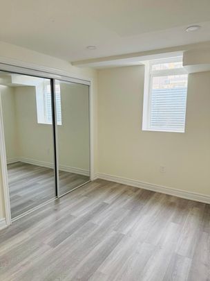 For Lease - 1291 Plymouth Drive, Oshawa, Ontario - Photo 1