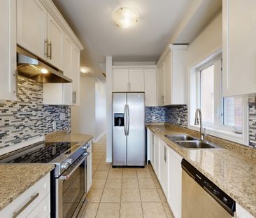 For Lease - 43 Crimson Forest Drive Unit# Upper, Vaughan, Ontario - Photo 2