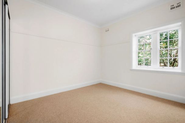 Character Filled Apartment - Photo 1