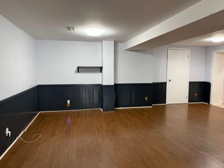 For Lease - 252 Osmond Crescent Unit# Walk Out Basement Apt, Newmarket, Ontario - Photo 5