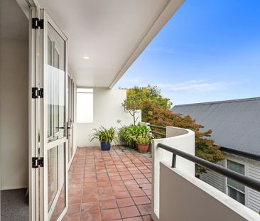 2- Bedroom Apartment with Off-Street Carparking - Photo 6