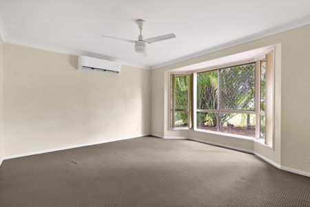 26 Spurway Street, Heritage Park QLD 4118 - House For Rent | Domain - Photo 3