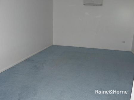 FAMILY HOME IN THE GROVE - Photo 2