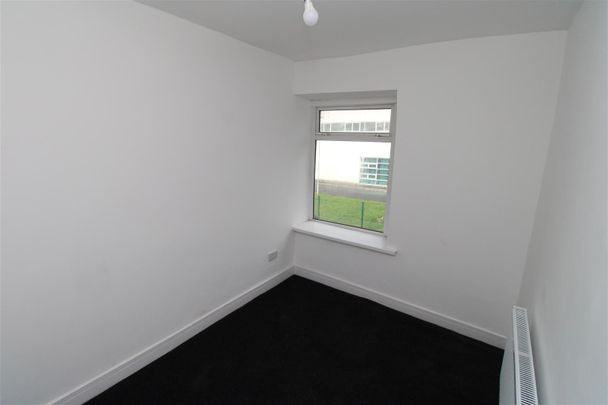 House - End Terrace For Rent Tillery Street, Abertillery - Photo 1