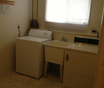 $2, 595, 1125 Alta Dena, Rutland North - Photo 4