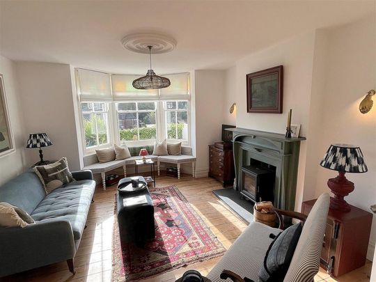 4 bedroom terraced house to rent - Photo 1