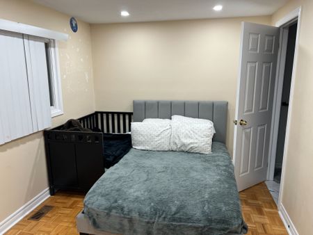 For Lease - 14 Songsparrow Drive, Brampton, Ontario - Photo 5