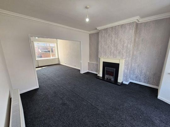 3 bedroom terraced house to rent - Photo 1