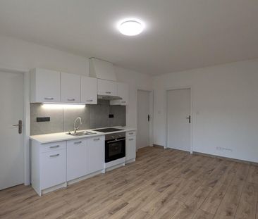 Pronájem bytu 2+1 52 m² - Photo 4