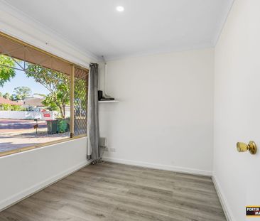 FRESHLY RENOVATED!! - Photo 3