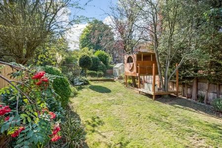 6 Bed Detached House, Highfield Hill, SE19 - Photo 3