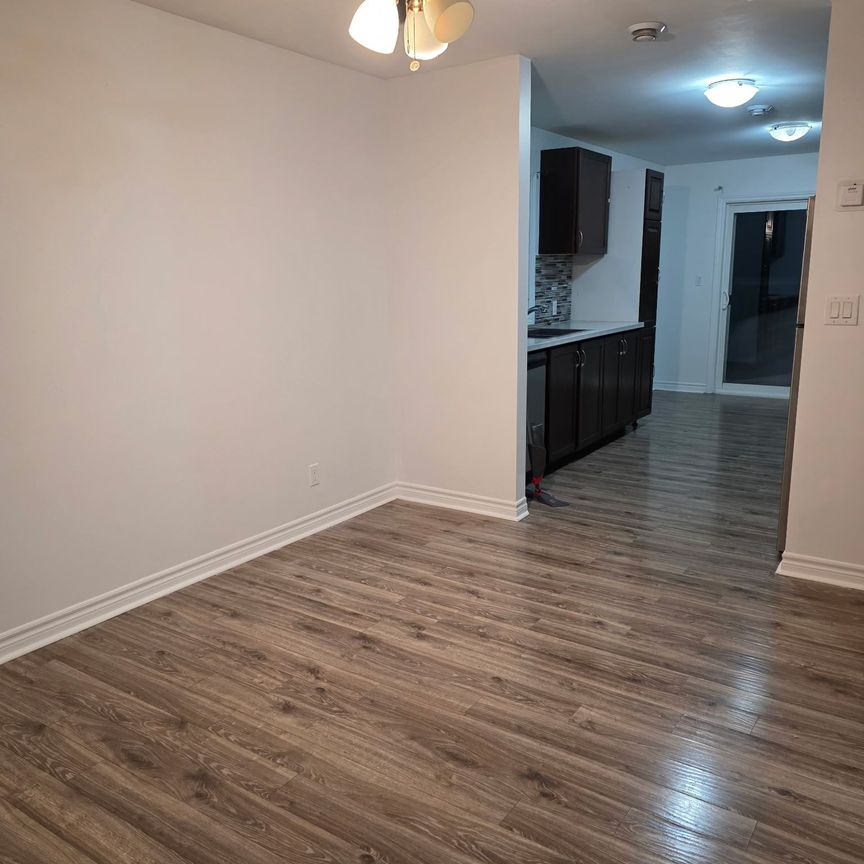 For Lease - 175 Peel Street Unit# Main, Barrie, Ontario - Photo 1