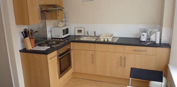 1 bedroom flat to rent - Photo 2