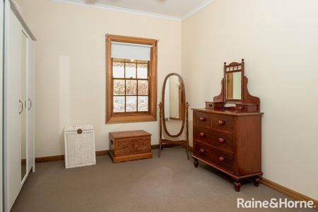 Country Charm in the Heart of Belair - Photo 4