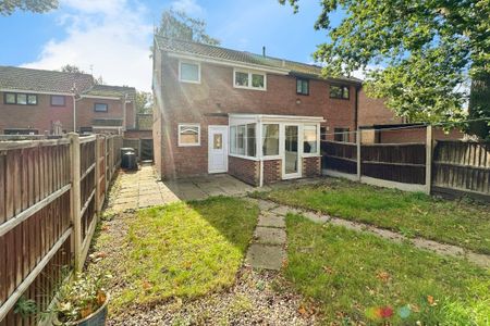 Lindholme Road - Photo 2
