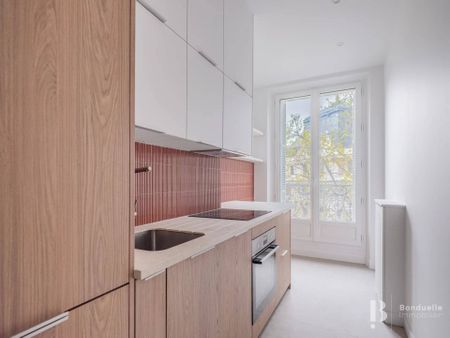 Rental Apartment Paris 9th Chaussée-d'Antin - Photo 2