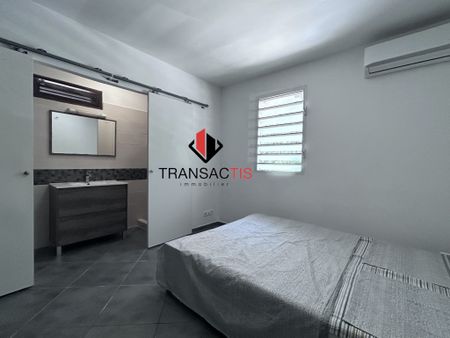 Location Appartement 4 pièces 68m² MACOURIA 97355 - Photo 2