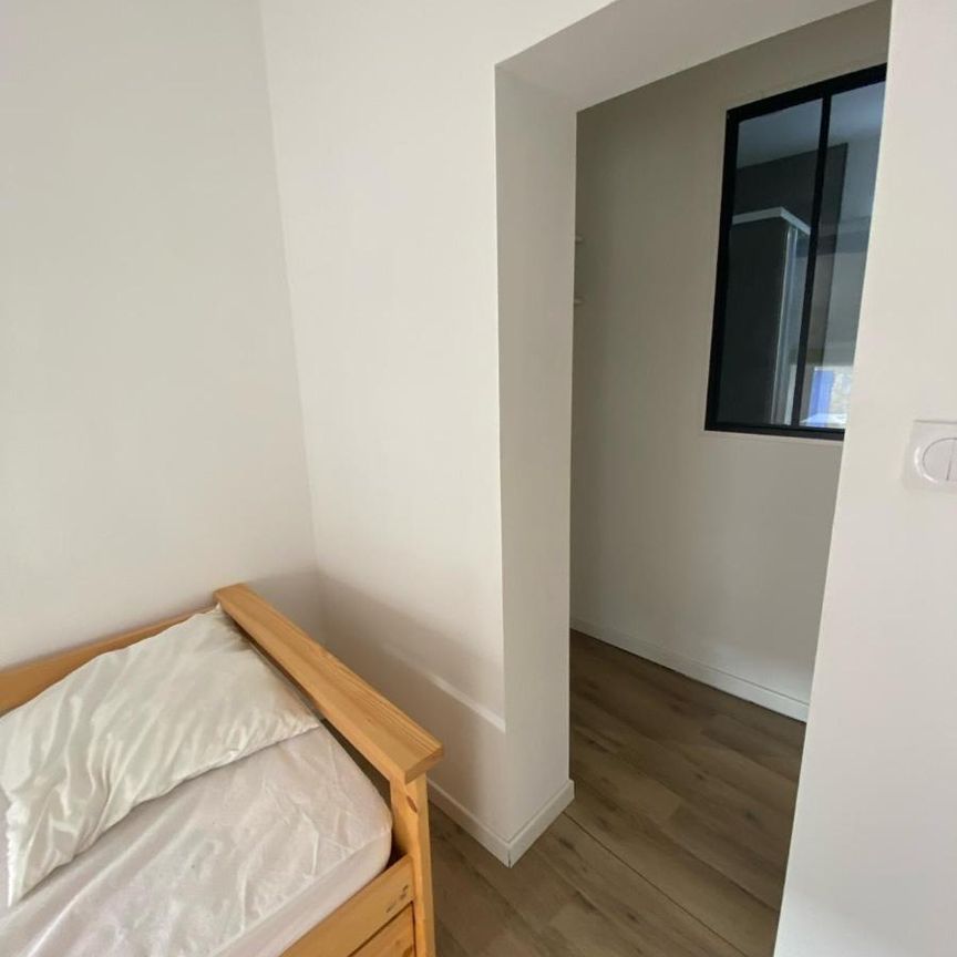 Location Appartement 1 pièce 21m² VALENCE 26000 - Photo 1