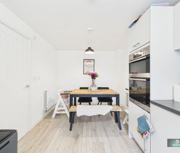 Primula Close, Forgewood - Photo 3