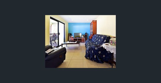 4 bedroom home - Photo 1