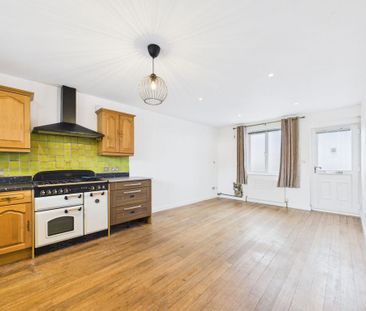 1 bedroom semi-detached bungalow to rent - Photo 2