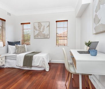 Charming and inspiring family opportunity - Photo 4