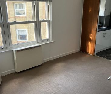 West Street, Worthing - Photo 3