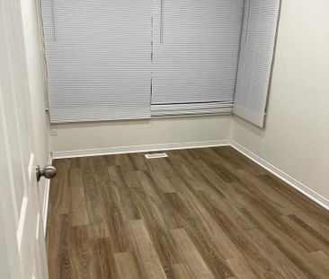 For Lease - 28 Ladore Drive Unit# (Upper), Brampton, Ontario - Photo 4