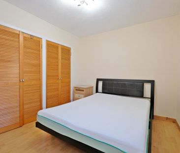 3 bedroom end of terrace house to rent - Photo 6