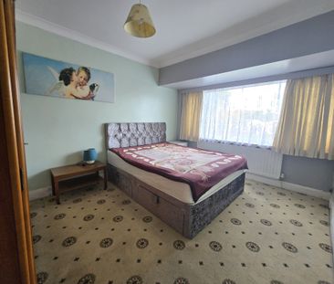 3 Bedroom Semi-detached house for Rent - Photo 4