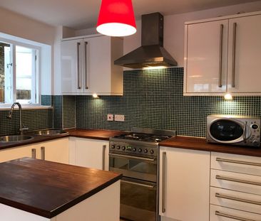 1 Bed Flat, Mount Pleasant Road, SE13 - Photo 4