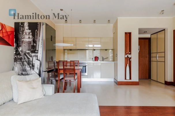 Ciche mieszkanie w sercu Mokotowa - Zdjęcie 1