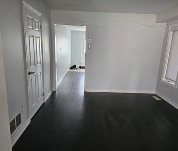 For Lease - 51 Mullholland Avenue, Cambridge, Ontario - Photo 1