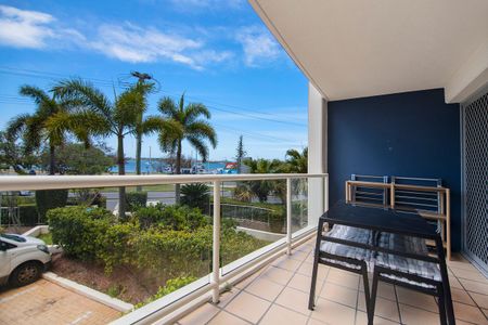 17/106-108 Marine Parade, Southport, QLD 4215 - Photo 2