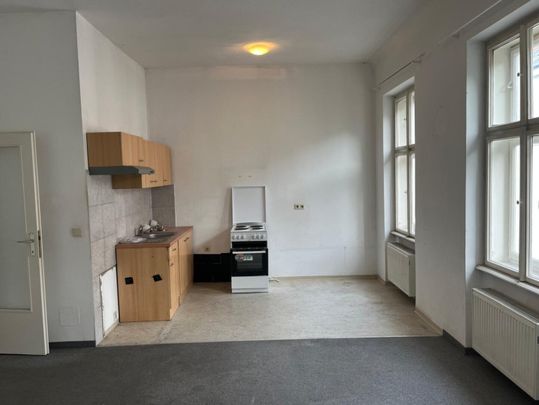 U4/U6 Längenfeldgasse - Altbaugarconniere im 3. Stock zu vermieten - Foto 1